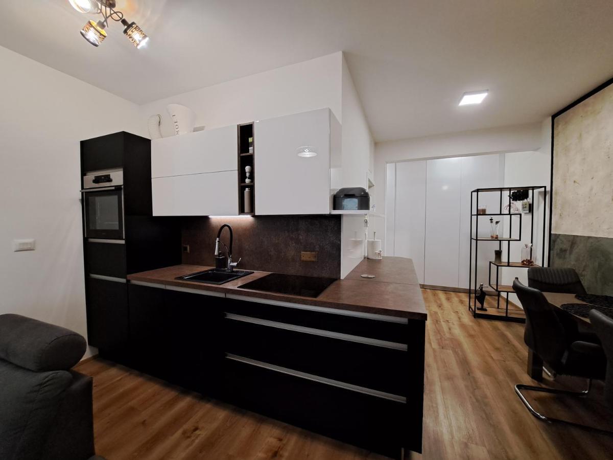 Stunning New Apartment With Free Parking Near City Centre Ljubljana Exterior photo